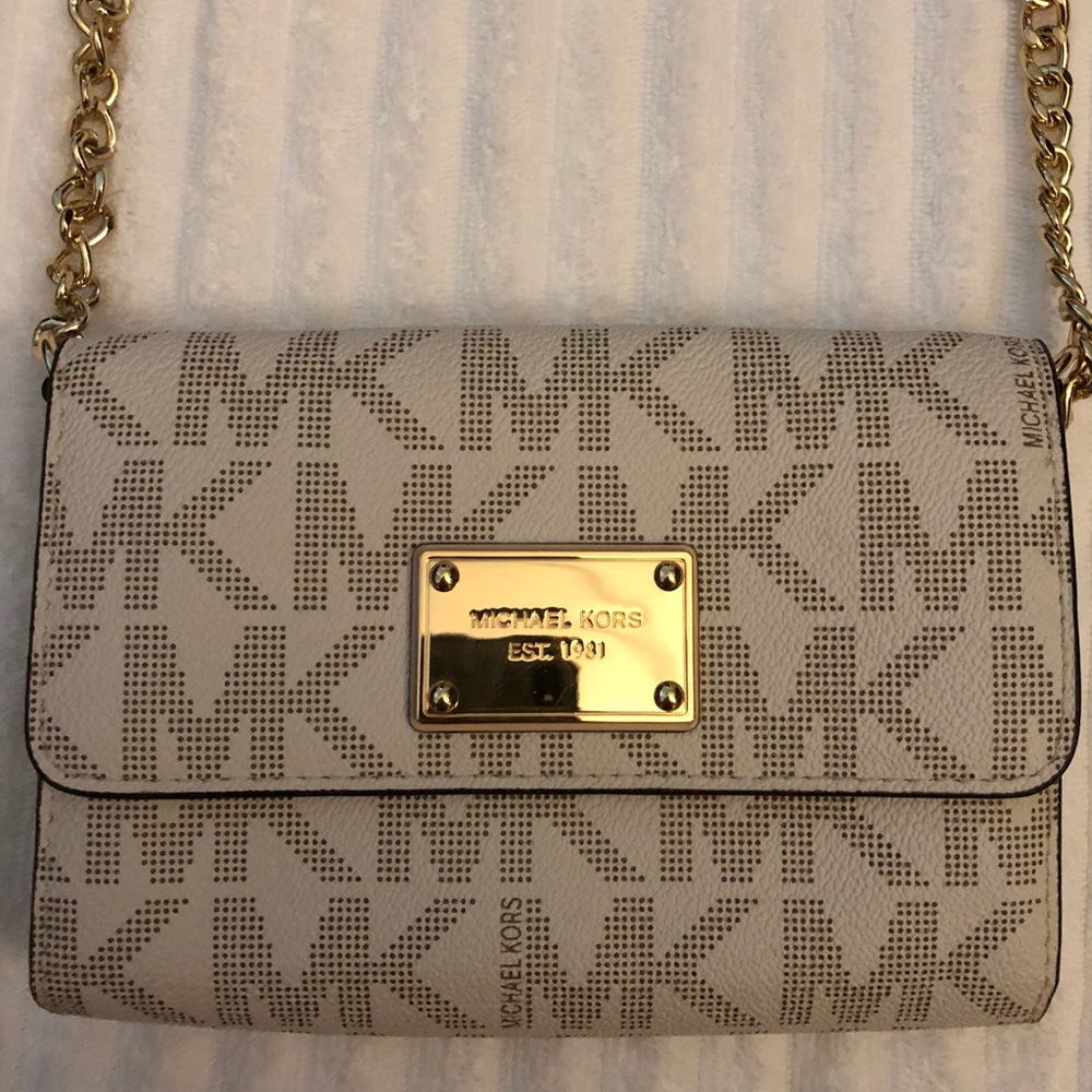 Michael Kors crossbody purse